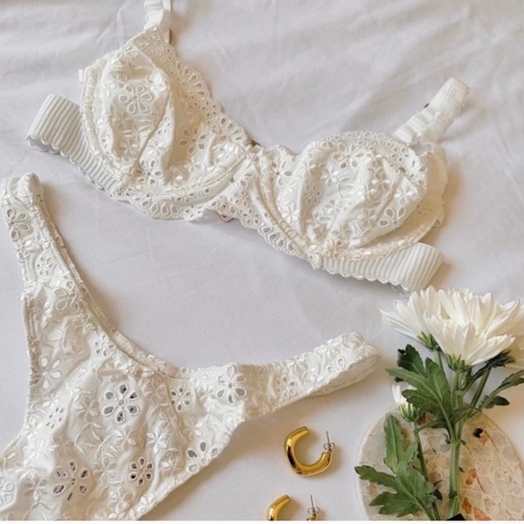 For Love & Lemons Sophie Eyelet Bra - Picture 9 of 10